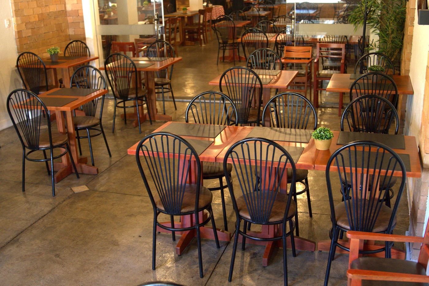 Salão climatizado do restaurante Seu Gastão